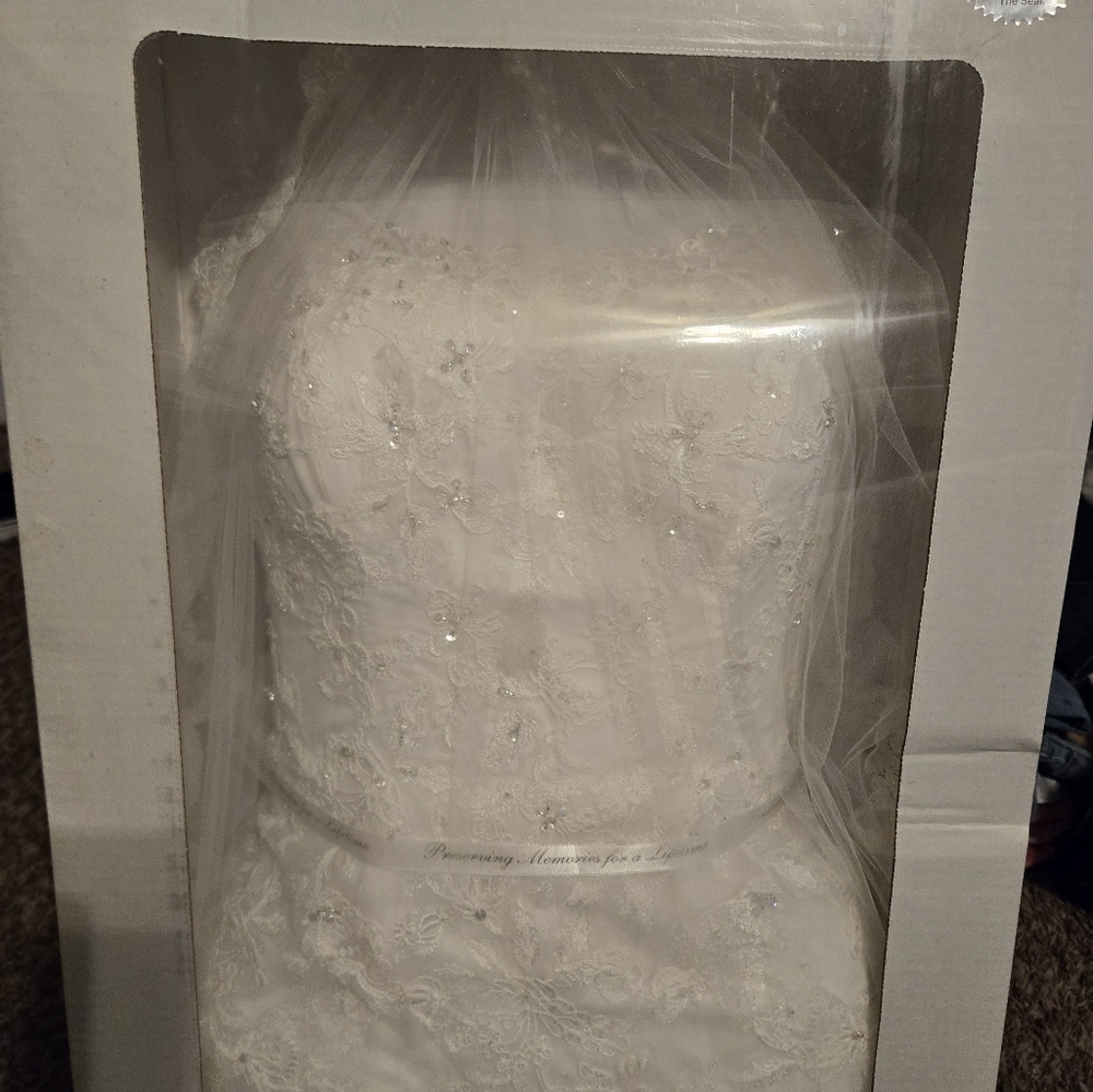 Wedding dress size 8